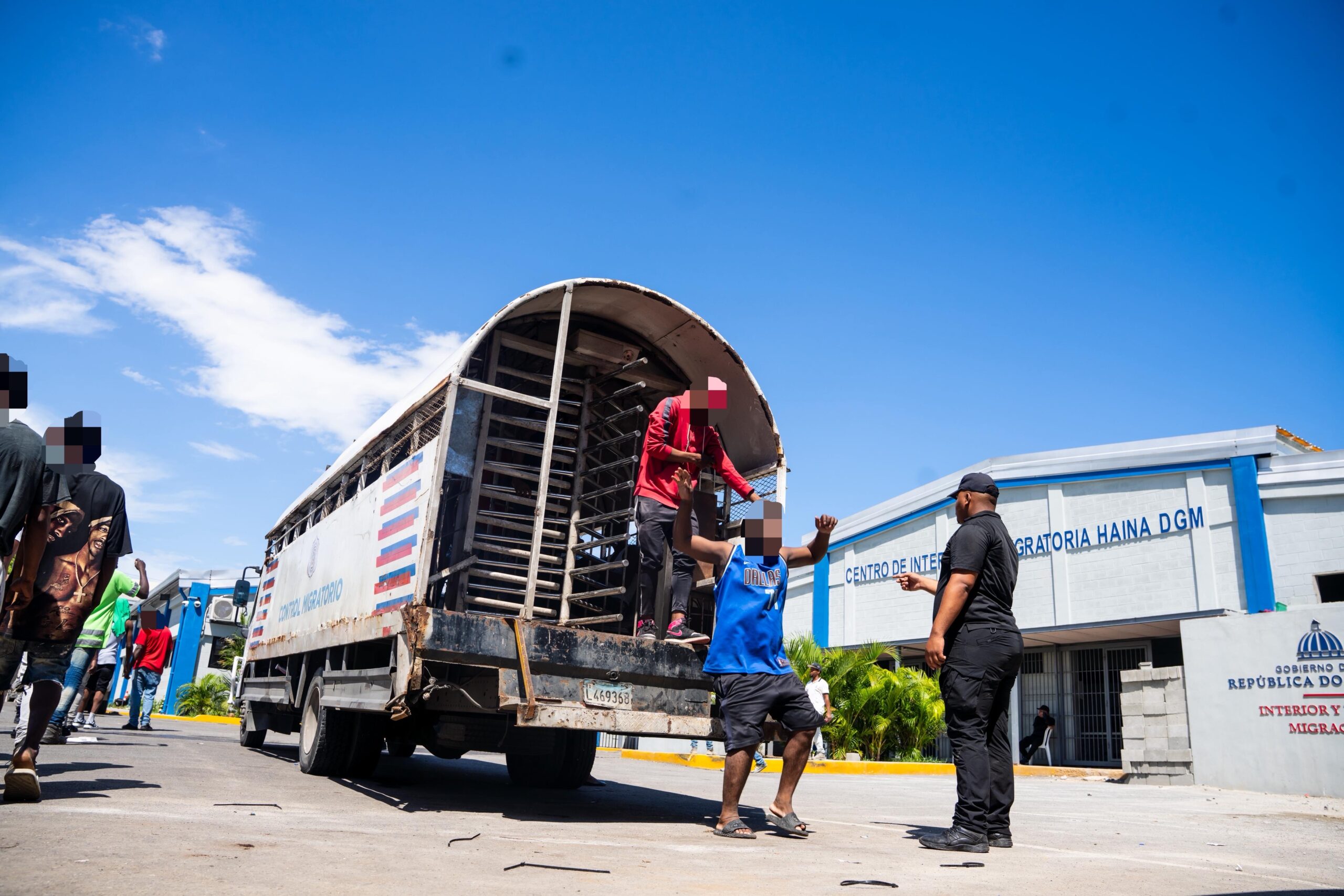 DGM mantiene firmes las interdicciones para imponer legalidad en la  inmigración