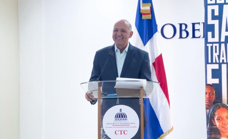 CTC certifica 140 jóvenes en Salcedo durante Tecno Feria “Aprende y Emprende”