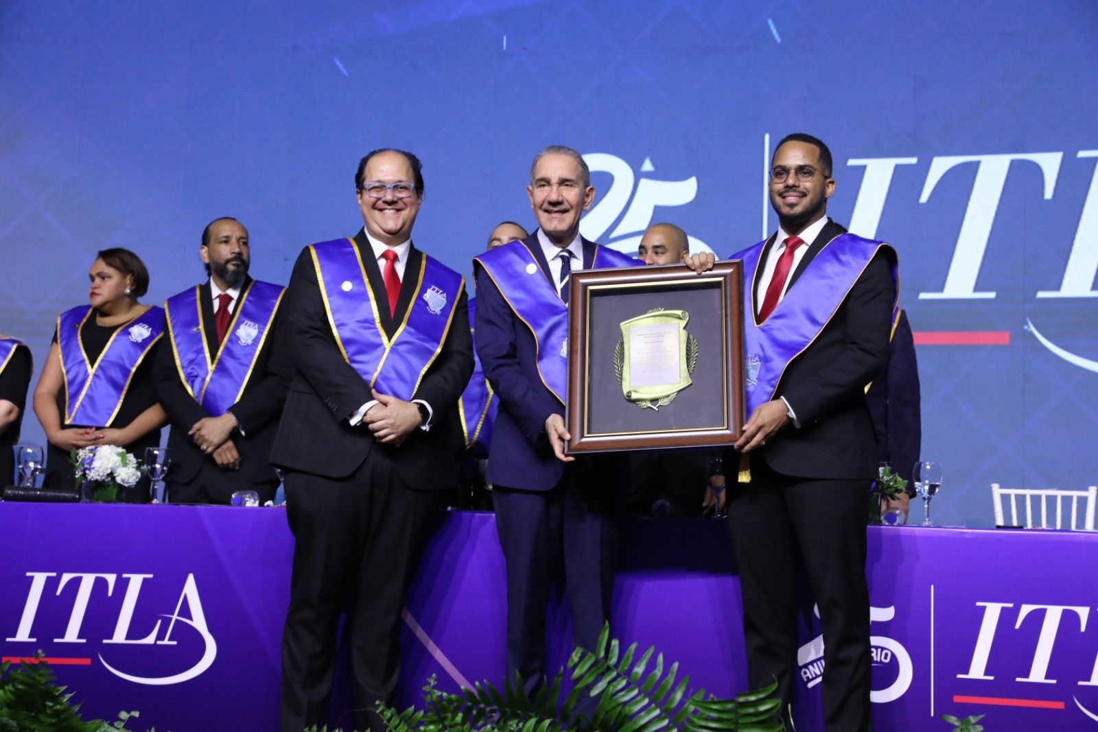 Doctor Franklin García Fermín expresa su agradecimiento al ITLA por reconocimiento a su labor en favor de la educación superior
