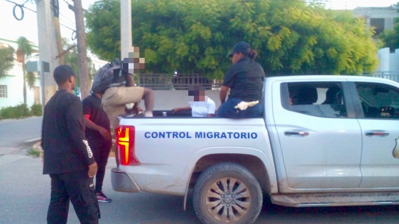 Detienen 1,261 extranjeros indocumentados en operativos migratorios realizados por DGM