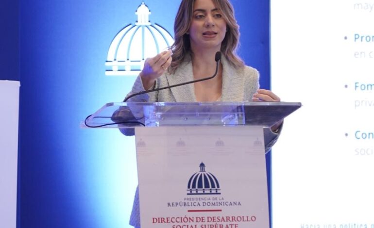 Gloria Reyes: “En tres años el piloto Comunidades de Cuidado ha formado a más de 4 mil personas cuidadoras”