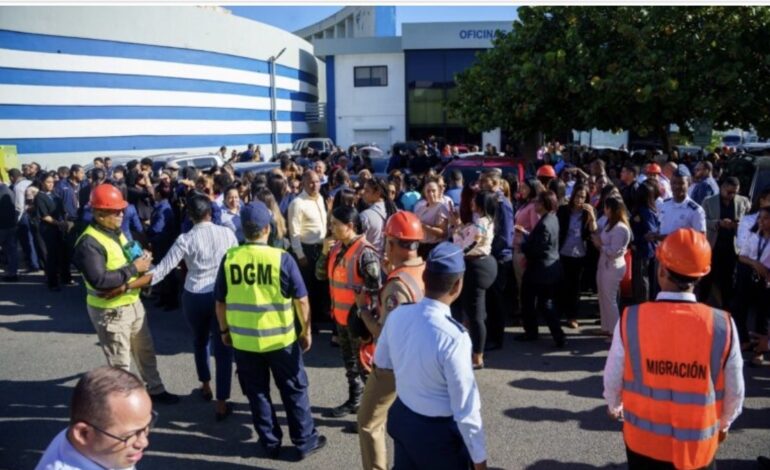 Personal de la DGM practica evacuación de emergencia en simulacro de sismo Ejercicio Nacional “Omega 2025