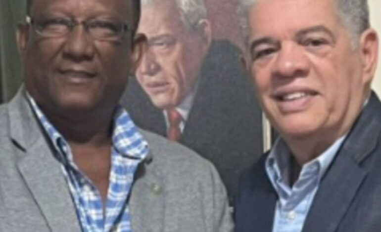 Exalcalde del PRM renuncia y se integra a la organización de Amarante Baret.