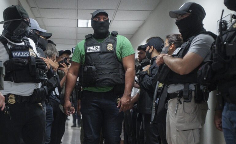 Congresista Espaillat presenta plan para frenar deportaciones