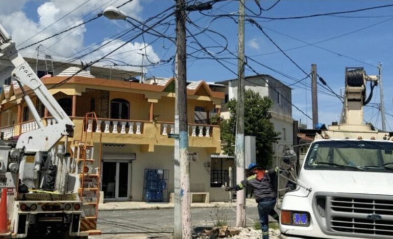 Edeeste interviene zonas de Las Lagunas de Nisibón con importantes mejoras eléctricas | Empresa Distribuidora de Electricidad del Este