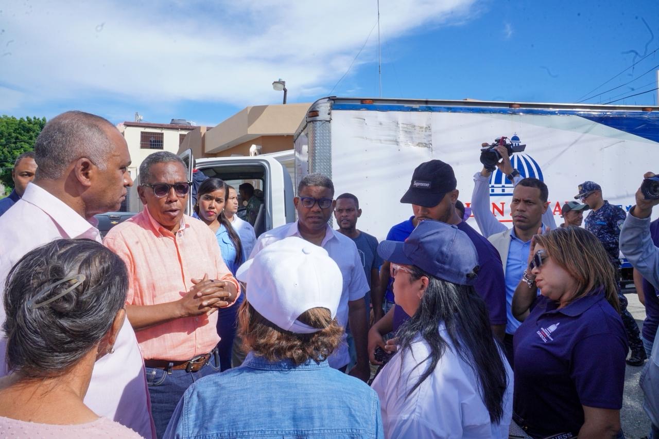 Familias residentes en La Cañada 30 de Mayo y Las Colinas en Baní afectadas por el huracán Melissa aseguran Gobierno nunca se ha olvidado de ellos