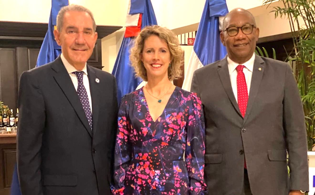 Cóctel de lanzamiento de la Semana de Francia y del Programa de Becas Calíope